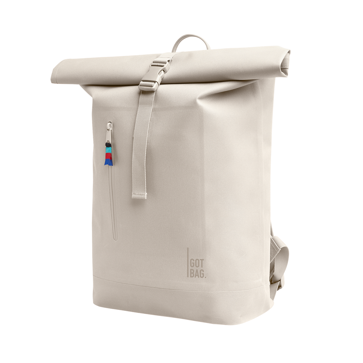 ROLLTOP LITE Rucksack in soft shell (warmes Cremeweiß) in diagonaler Ansicht.