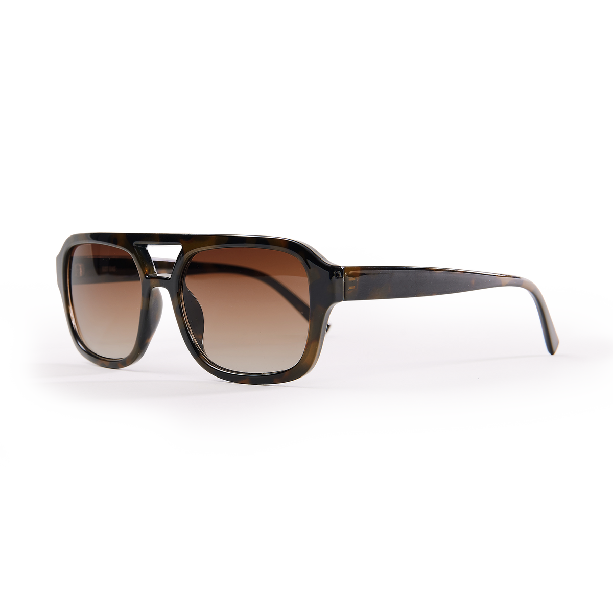 RE SHADES NO.03 RE:SHADE in tortoise in diagonaler Ansicht.