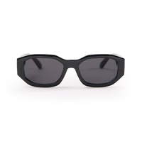 RE SHADES NO.07 RE:SHADE in black (Schwarz) als Studioaufnahme in Frontansicht.