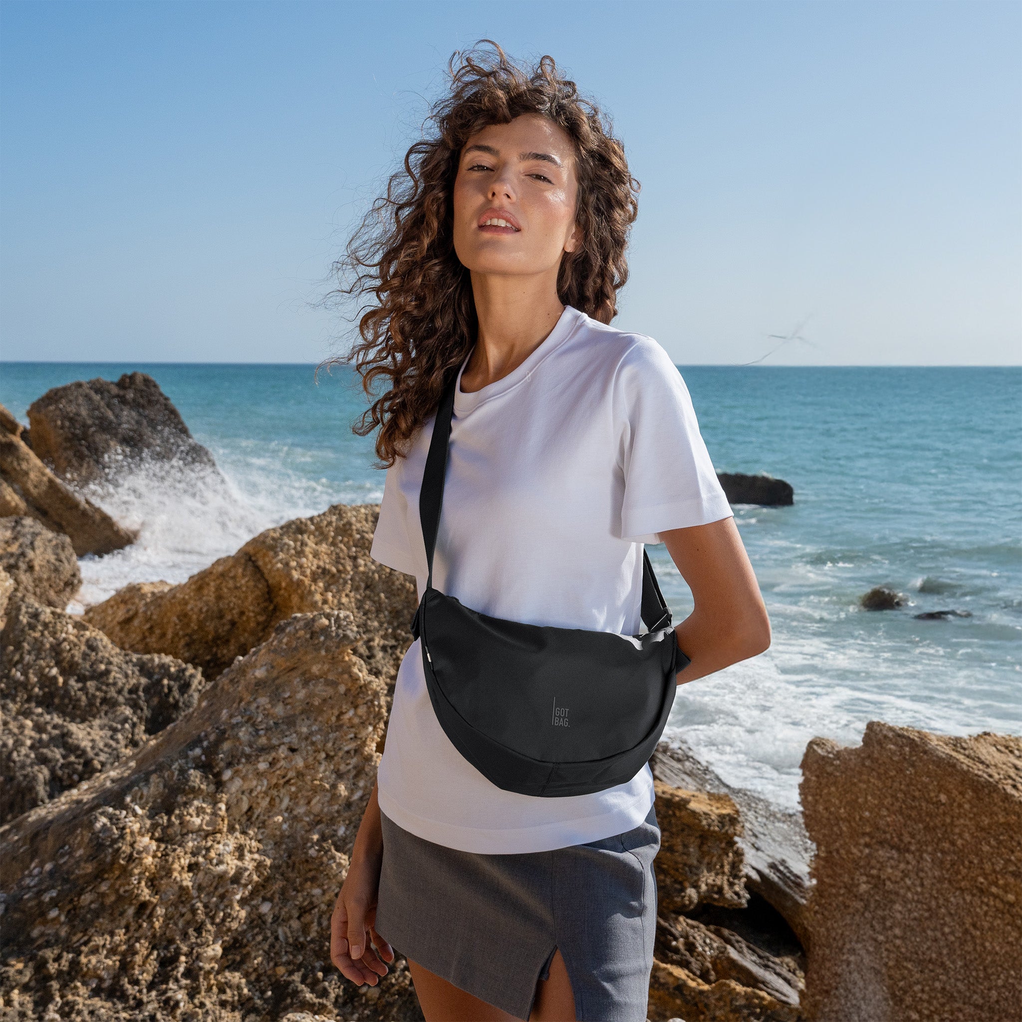MOON BAG SMALL