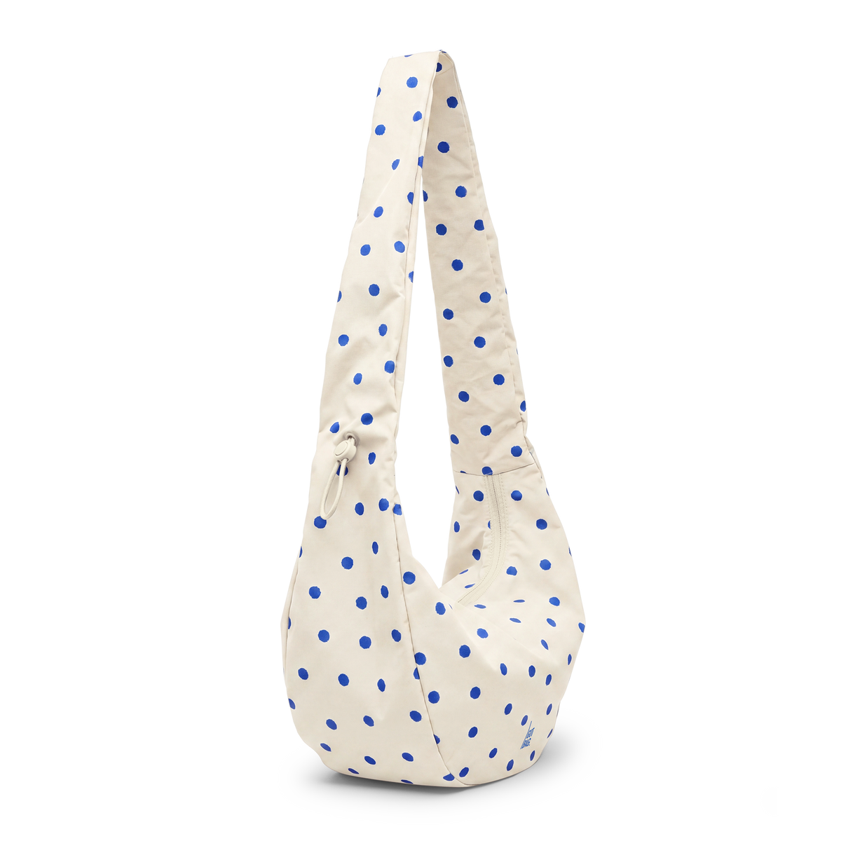 MOON BAG RUFFLE DOT Tasche in cream als Diagonale Ansicht.