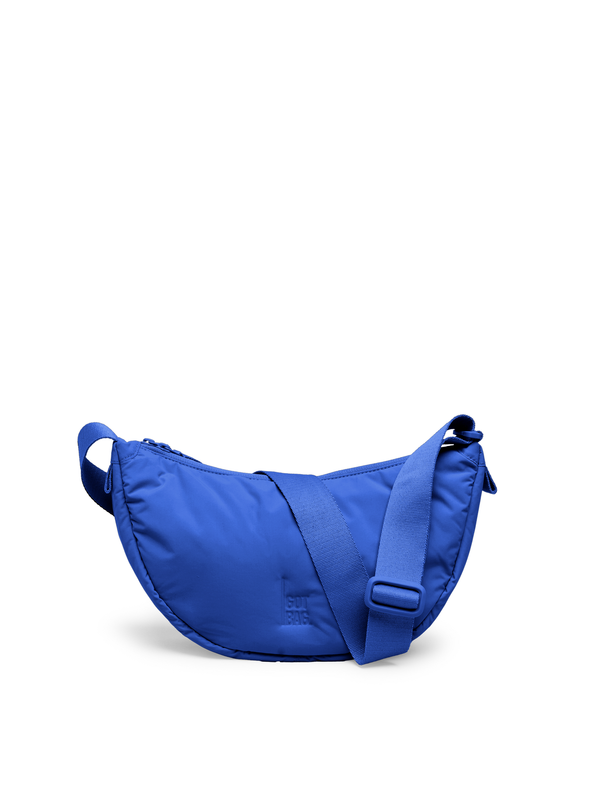CLOUD MOON BAG SMALL Tasche in cobalt (leuchtendes Kobaltblau) als Studioaufnahme in Frontansicht.