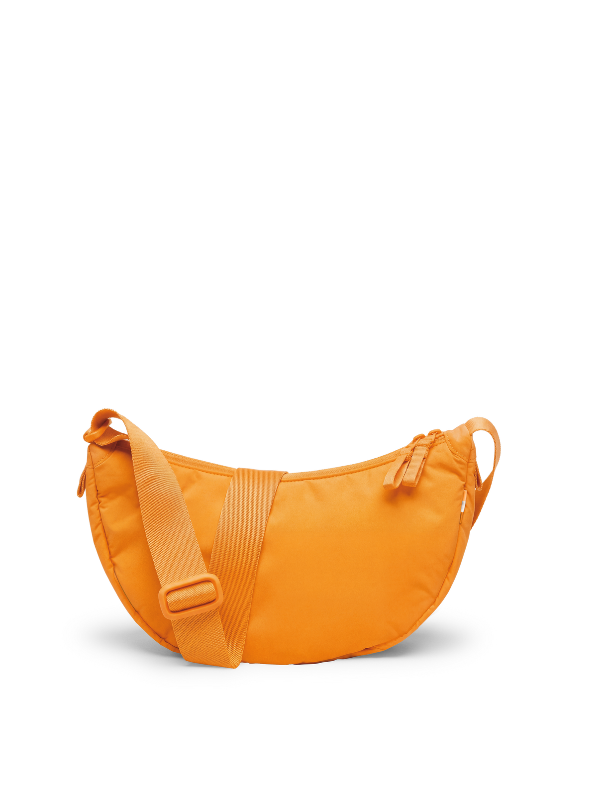 CLOUD MOON BAG SMALL Tasche in clown fish als Studioaufnahme in Rückansicht.