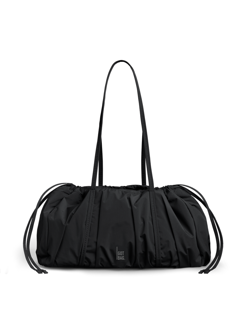 SHELLY SHOULDER BAG taška v black (Černý) studiová fotografie čelní pohled.