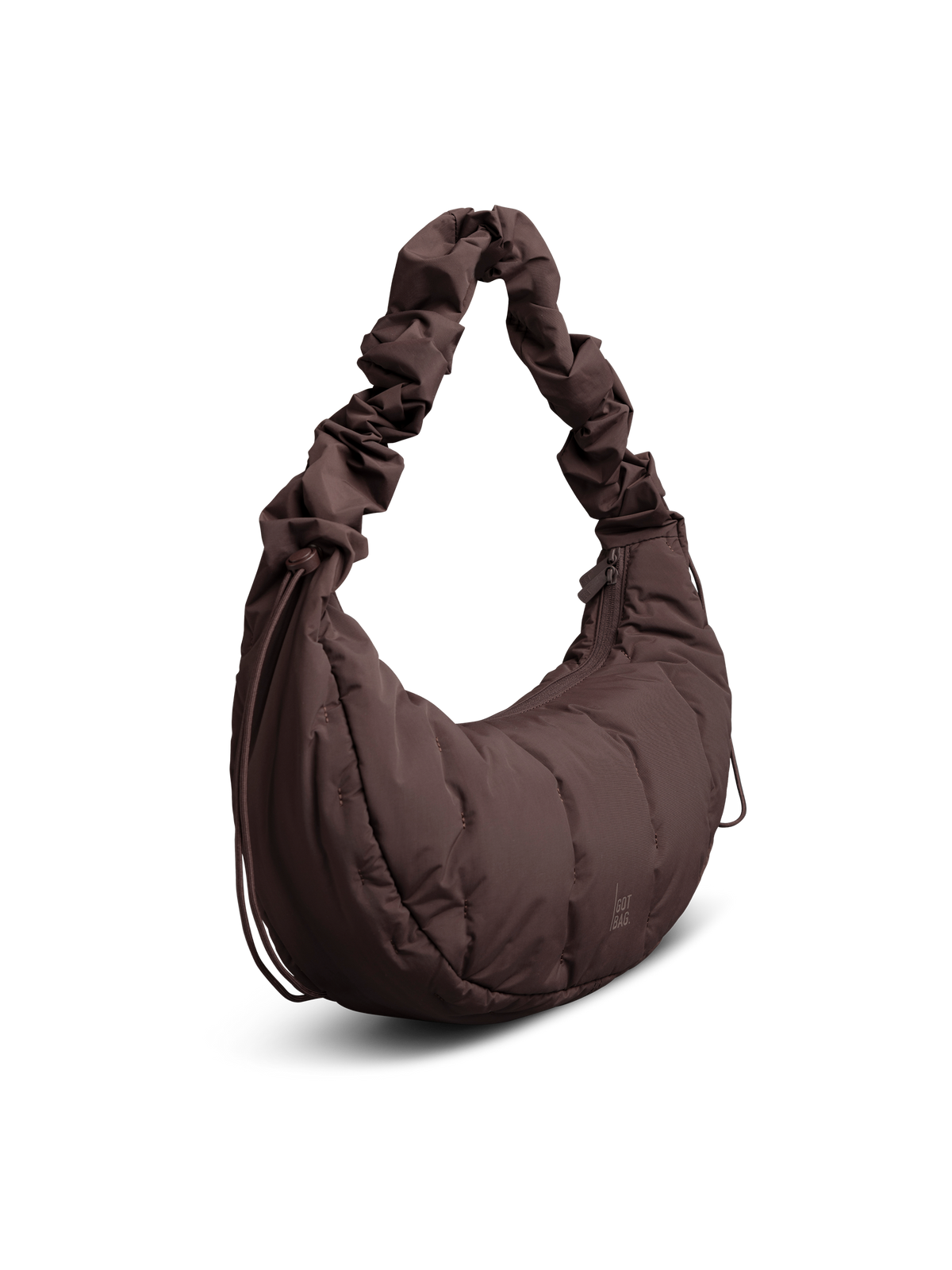 LOOMI MOON BAG RUFFLE Tasche in sea lion (dunkles Schokobraun) als Studioaufnahme in Frontansicht.