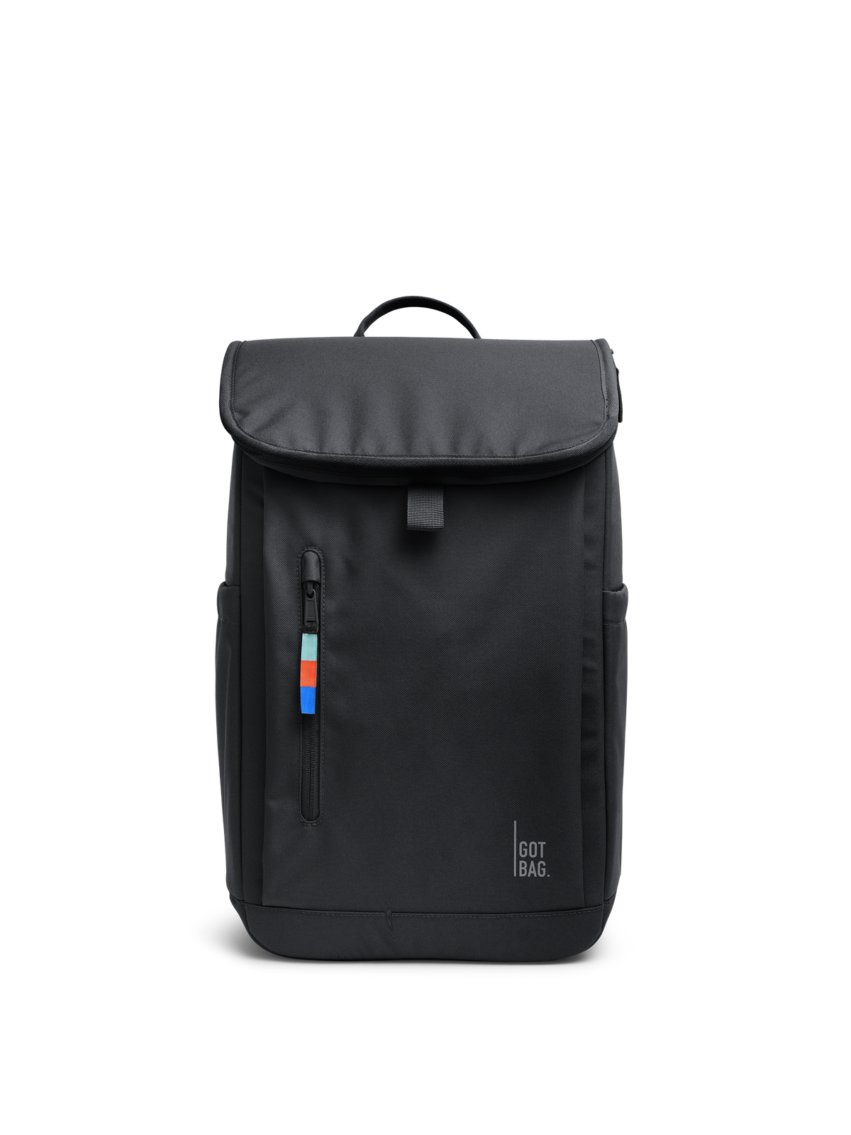 SERENE PACK Rucksack in black (Schwarz) als Studioaufnahme in Frontansicht.