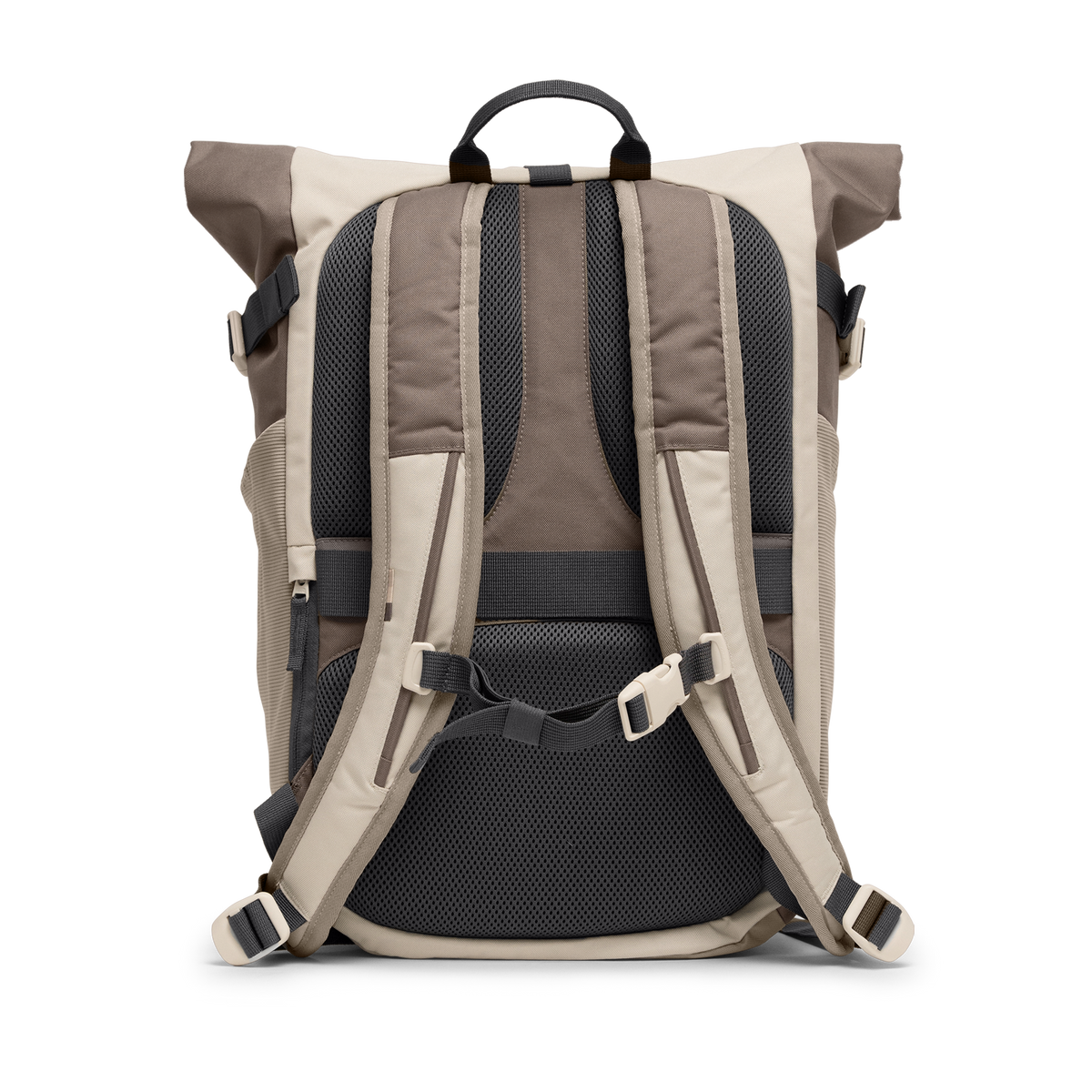 ROLLTOP ADVENTURE MONOCHROME Rucksack in oyster (klassisches Taupe-Braun) als Studioaufnahme in Rückansicht.