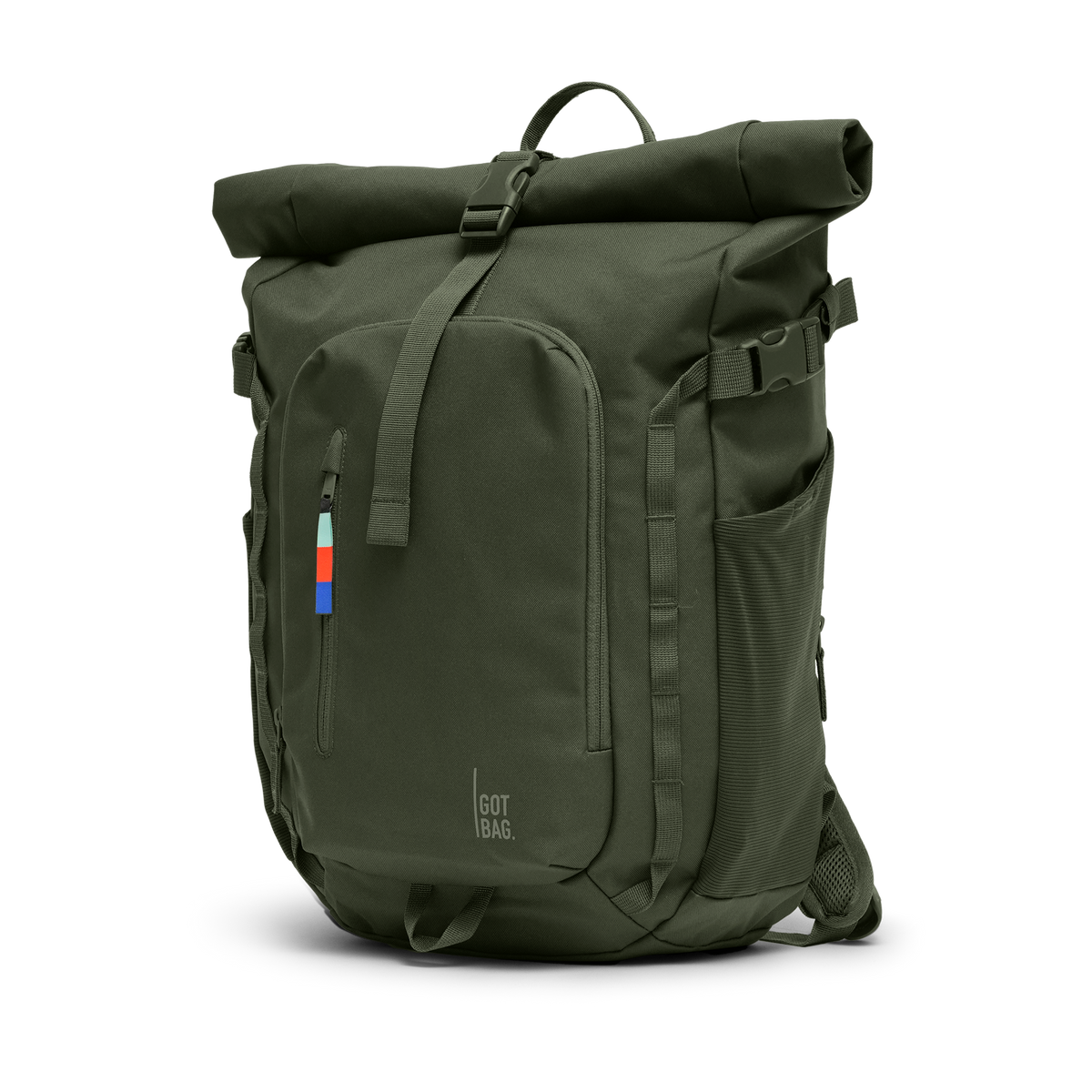 BP0201XX ROLLTOP ADVENTURE Rucksack in algae (Dunkelgrün mit Graustich) in diagonaler Ansicht.