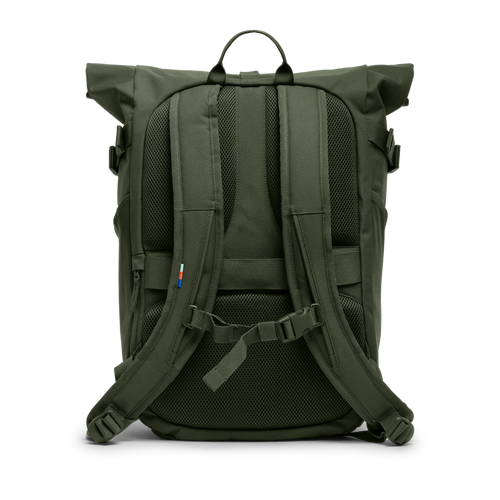 ROLLTOP ADVENTURE Rucksack in algae (Dunkelgrün mit Graustich) als Rückansicht.