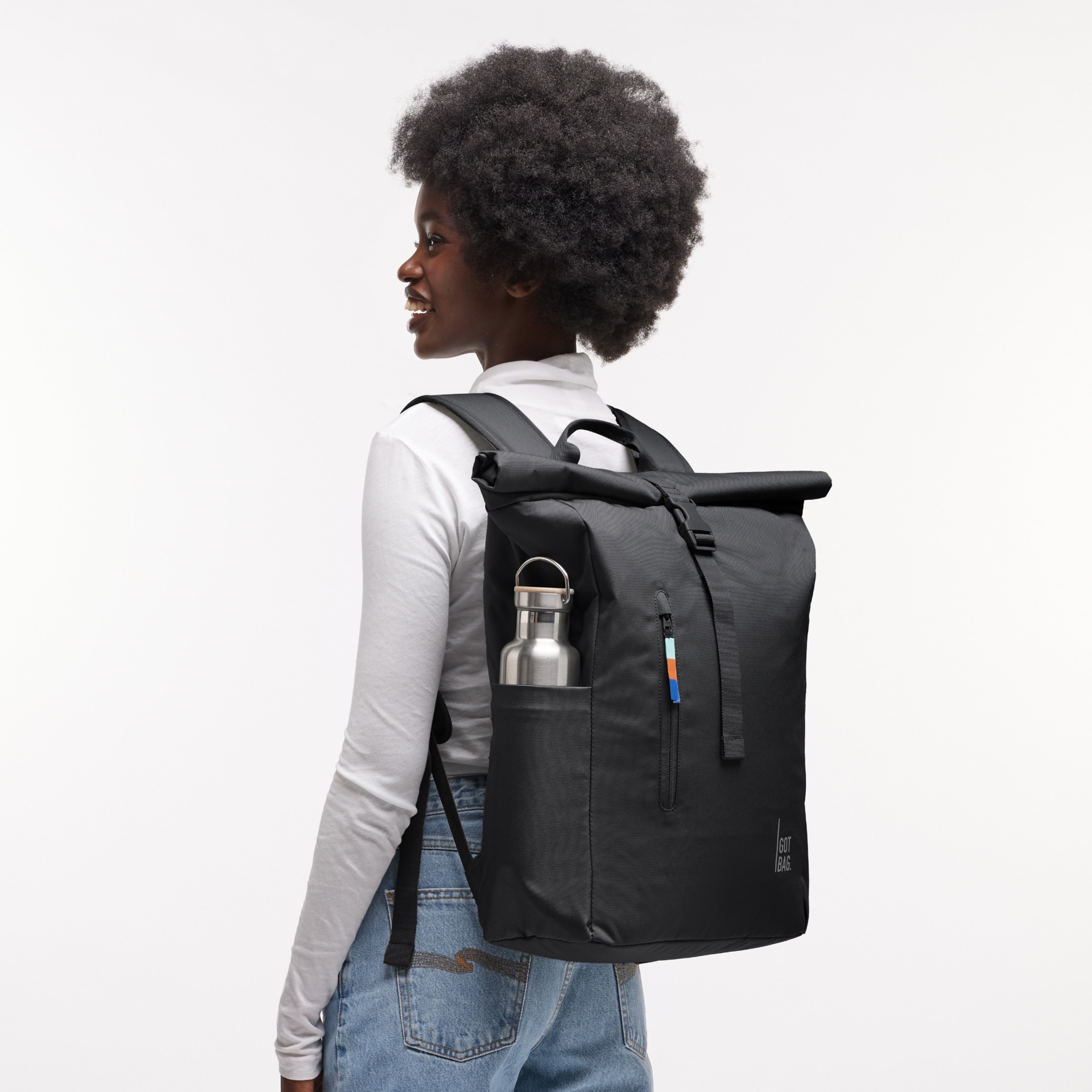 Amazon | [オジオ] バックパック ガンビット パック 22L