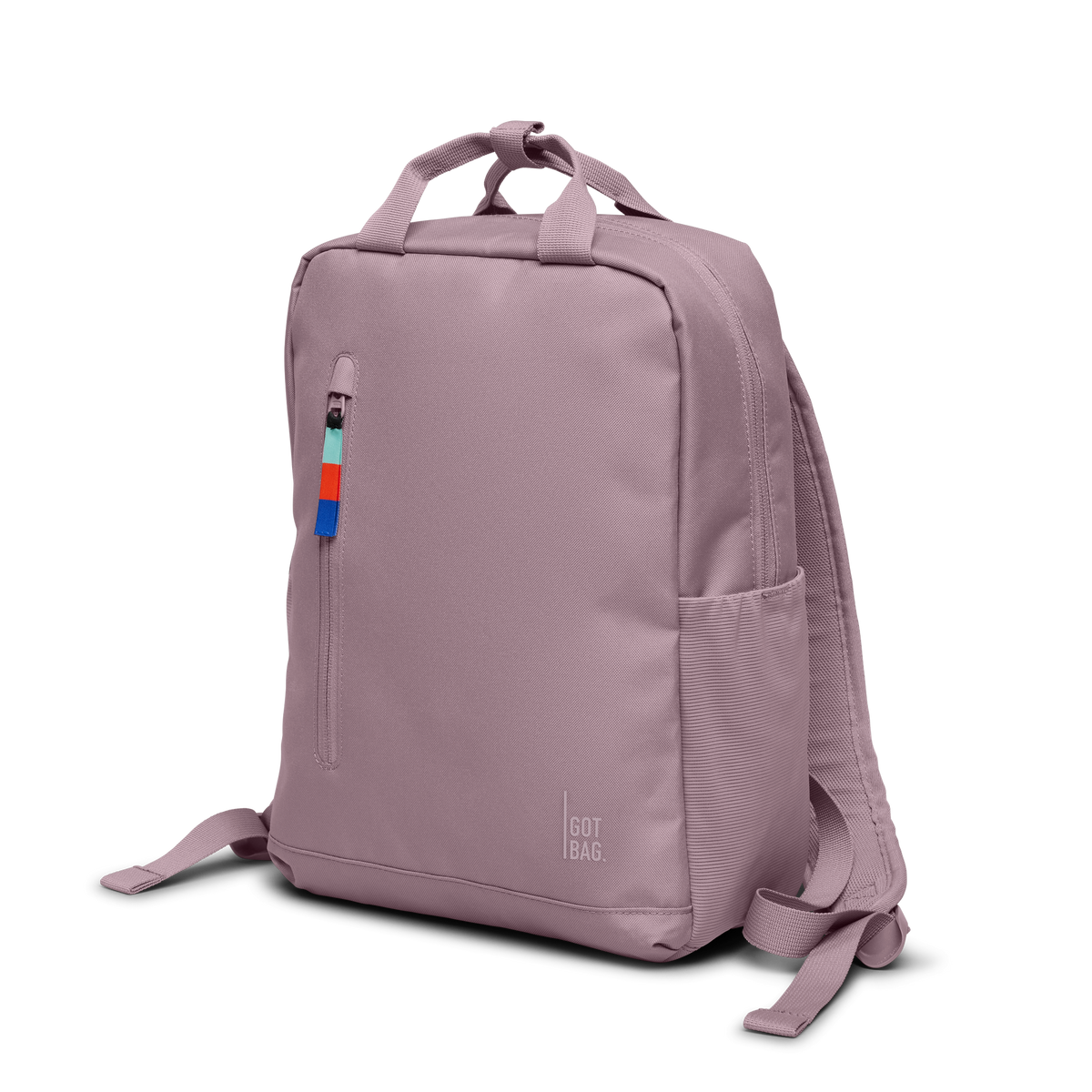 DAYPACK Rucksack in calamary (Altrosa) als Studioaufnahme in Schrägansicht.