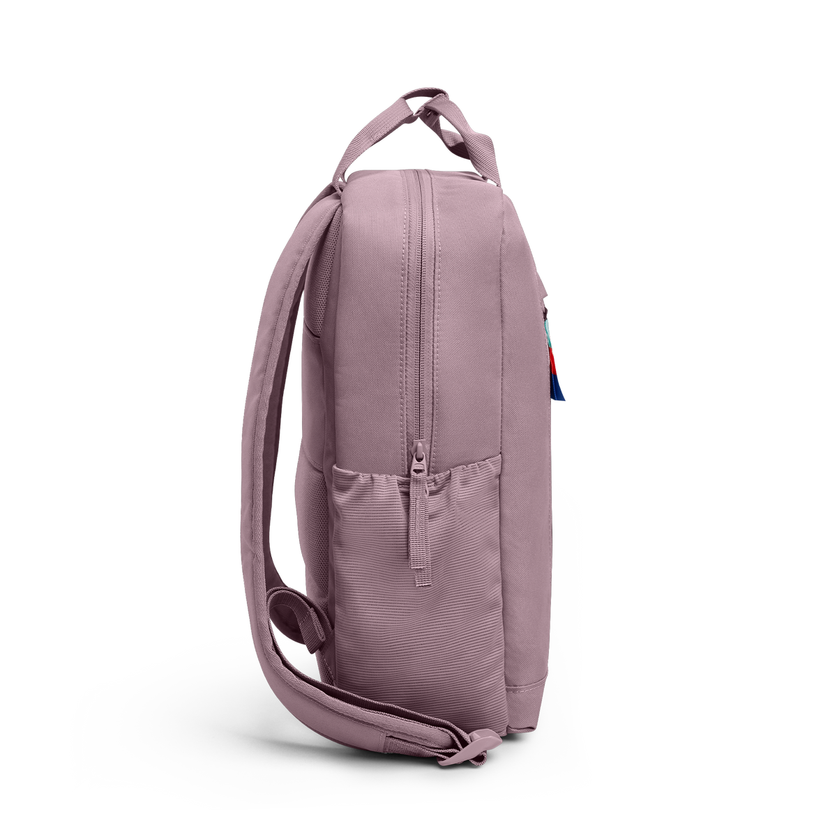 DAYPACK 2.0 Rucksack in calamary (Altrosa) als Seitenansicht.