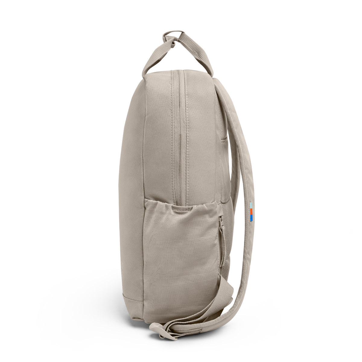 DAYPACK 2.0 Rucksack in scallop (helles Beige) als Seitenansicht.