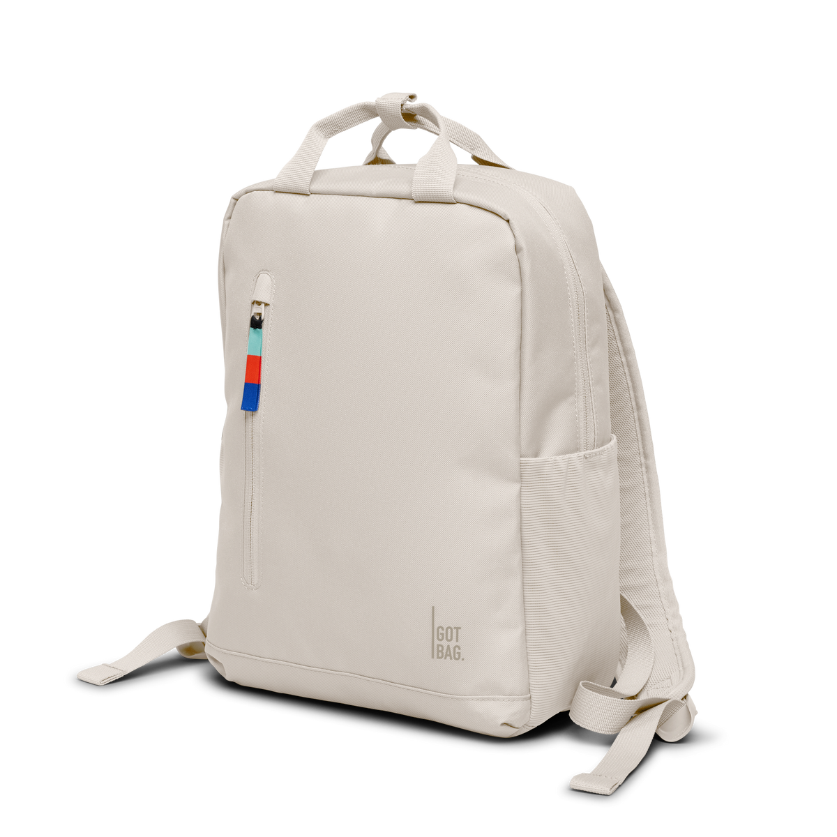 DAYPACK 2.0 Rucksack in soft shell (warmes Cremeweiß) in Diagonalansicht.