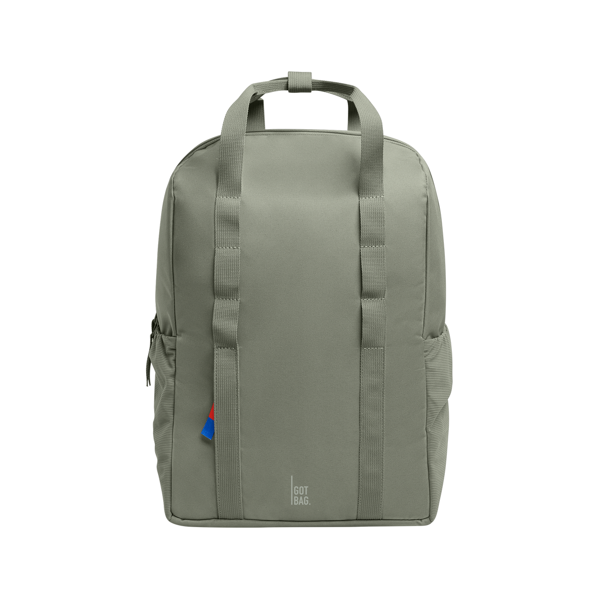 DAYPACK LOOP Rucksack in bass (Salbeigrün) als Studioaufnahme in Frontansicht.
