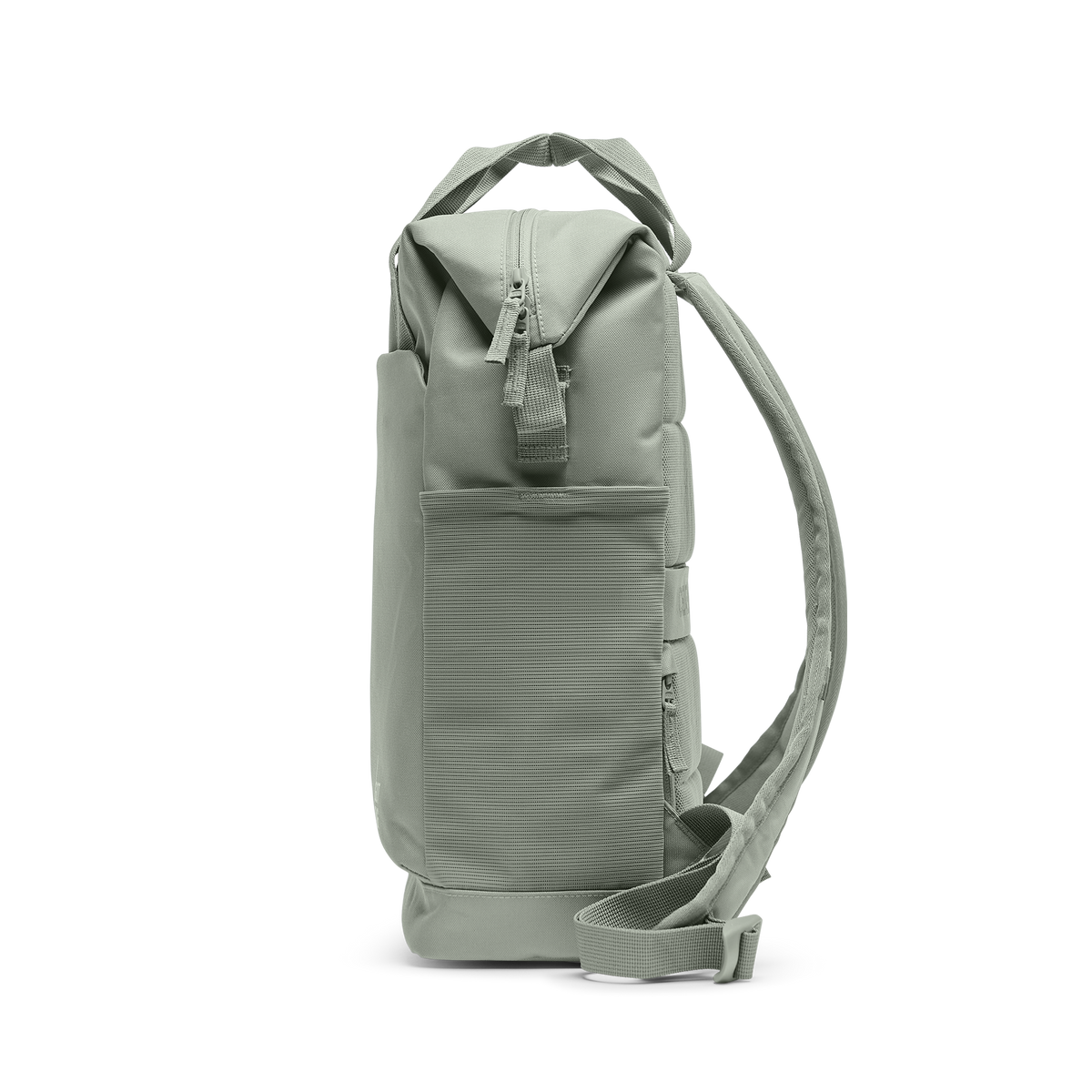 FLOW PACK Rucksack in bass (Salbeigrün) in Seitenansicht.