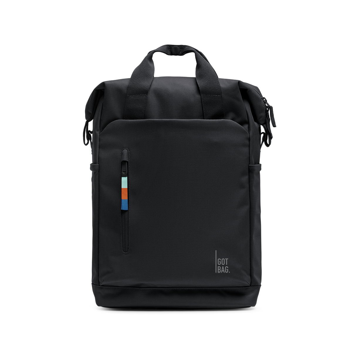 FLOW PACK zaino in black (nero) come scatto in studio in vista frontale.