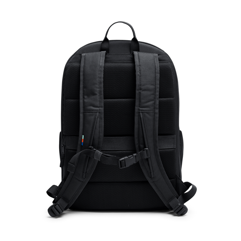 HYBRID PACK Rucksack in black (Schwarz) in Rückenansicht.