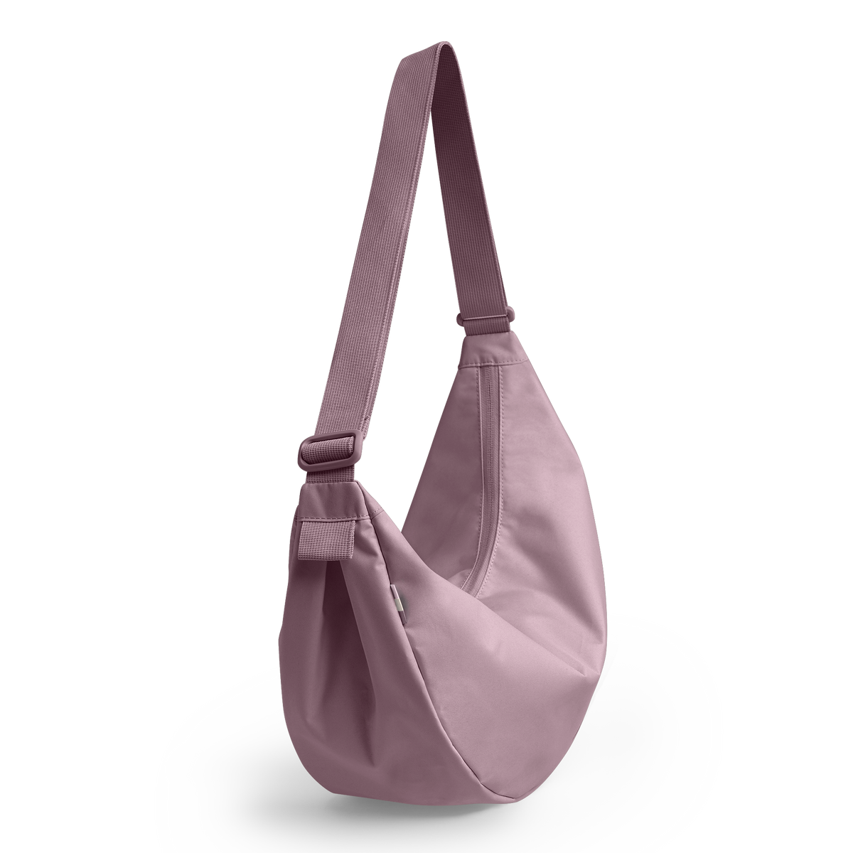 MOON BAG LARGE Tasche in calamary (Altrosa) in Schrägansicht.