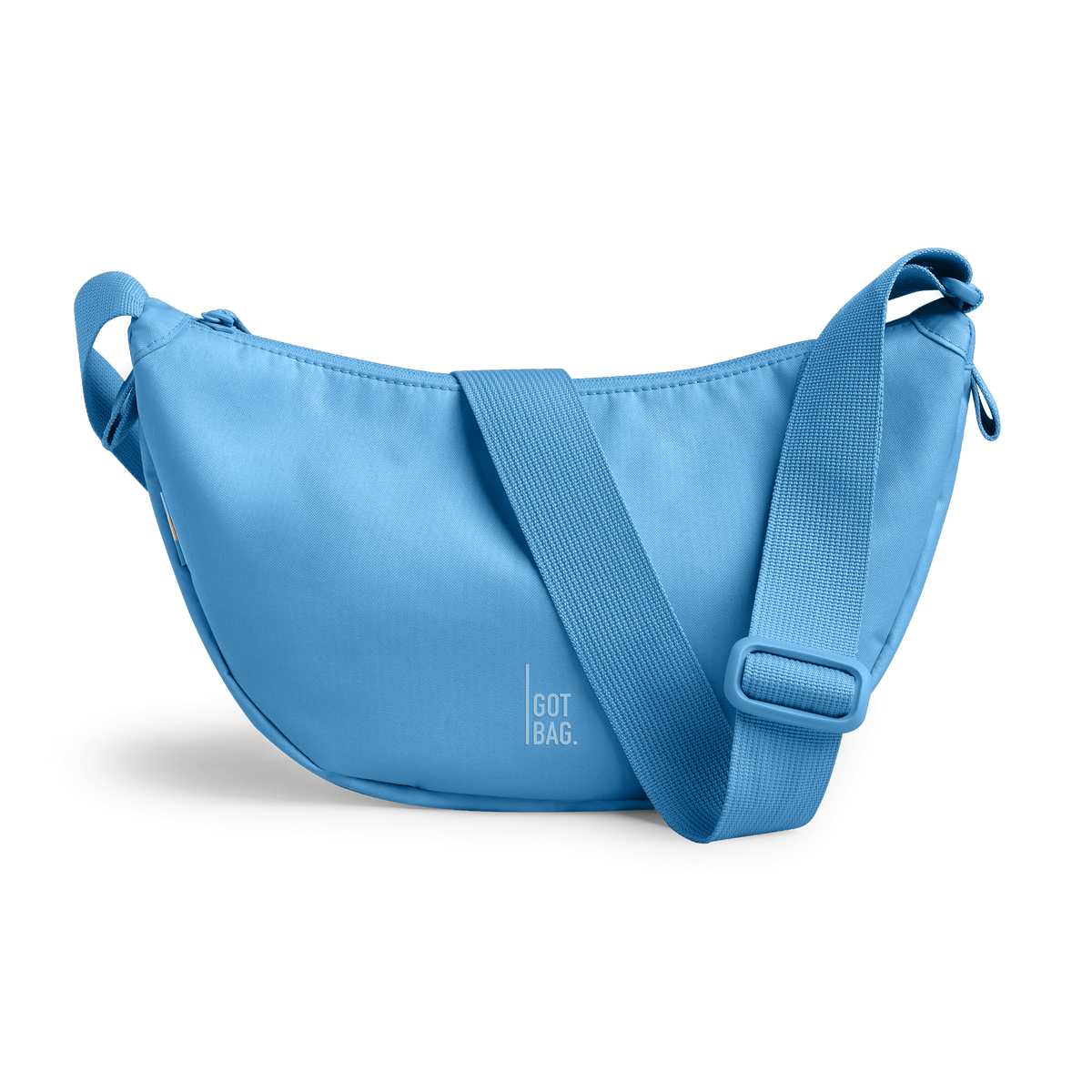 MOON BAG SMALL Monochrome Edition Tasche in auqa als Studioaufnahme in Frontansicht.