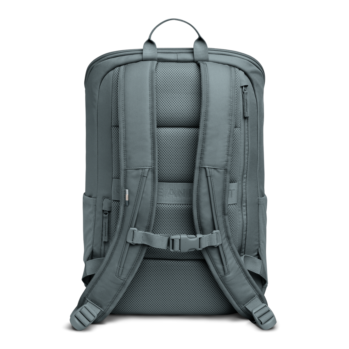 PRO PACK Monochrome Edition Rucksack in basalt (graues Eisblau) in Rückenansicht.