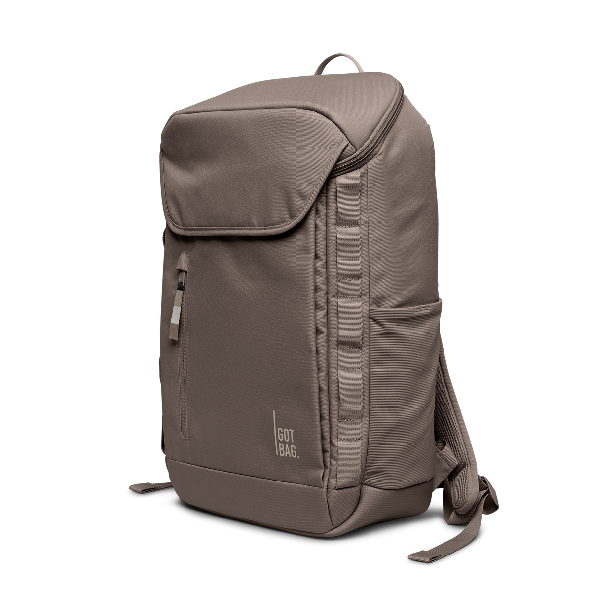 PRO PACK Rucksack in oyster (klassisches Taupe-Braun) in diagonaler Seitenansicht.