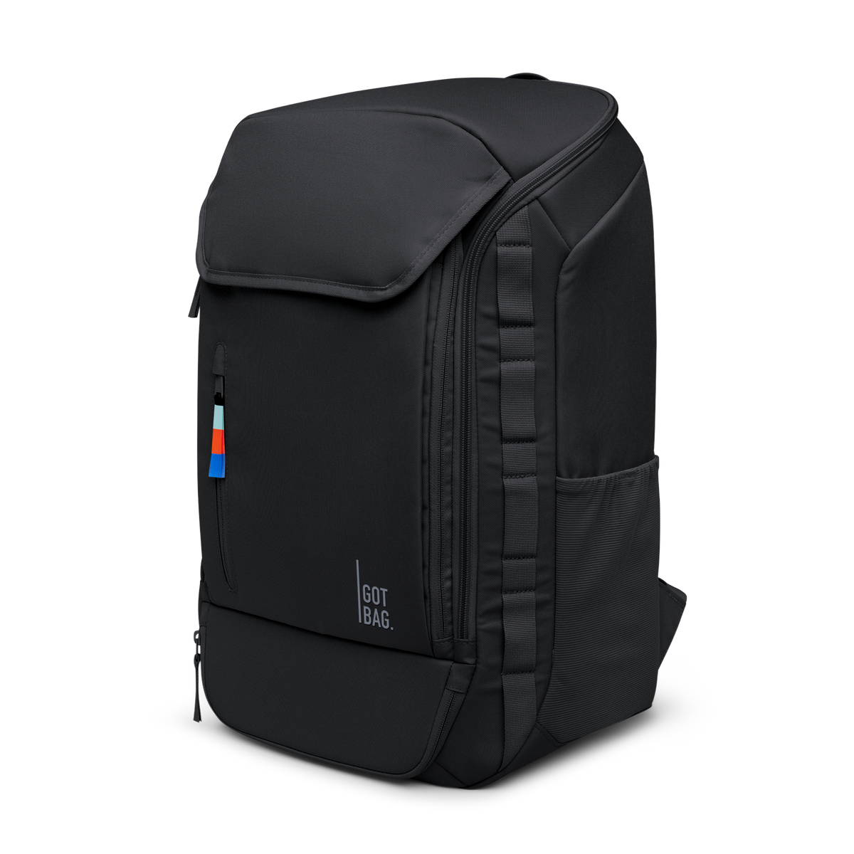 PRO PACK TRAVEL Rucksack in black (Schwarz) in Diagonalansicht.