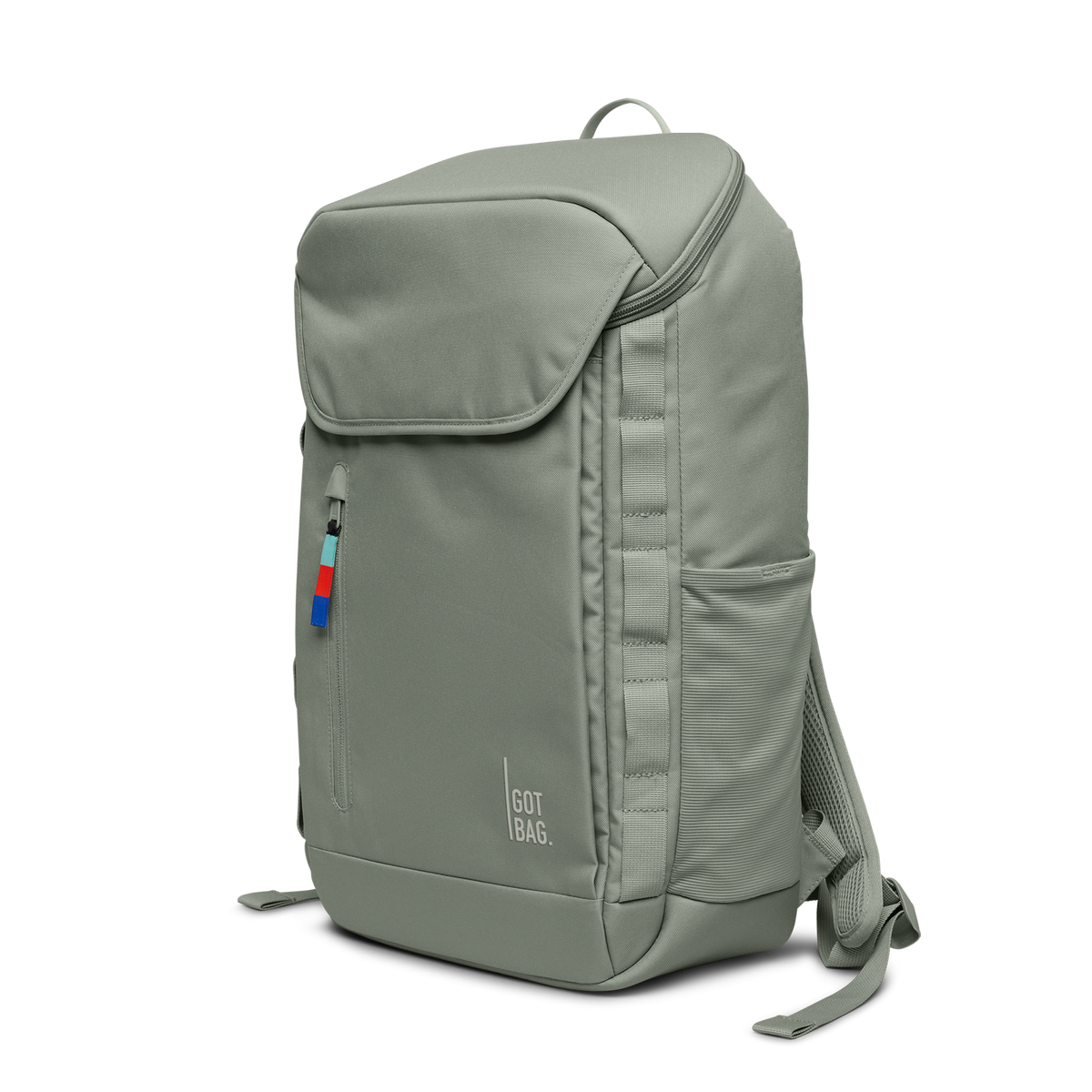 PRO PACK Rucksack in bass (Salbeigrün) in diagonaler Ansicht.