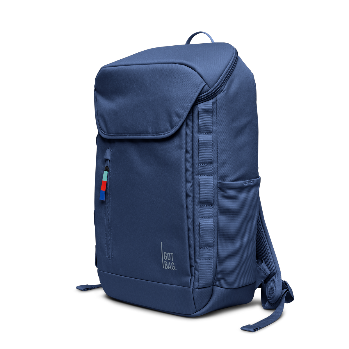 PRO PACK Rucksack in ocean blue (Marineblau) als diagonale Produktansicht.