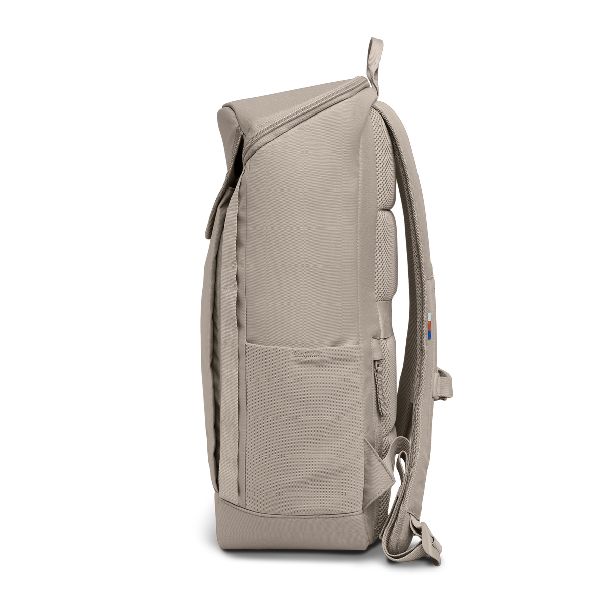 PRO PACK Rucksack in scallop (helles Beige) als Studioaufnahme in Seitenansicht.