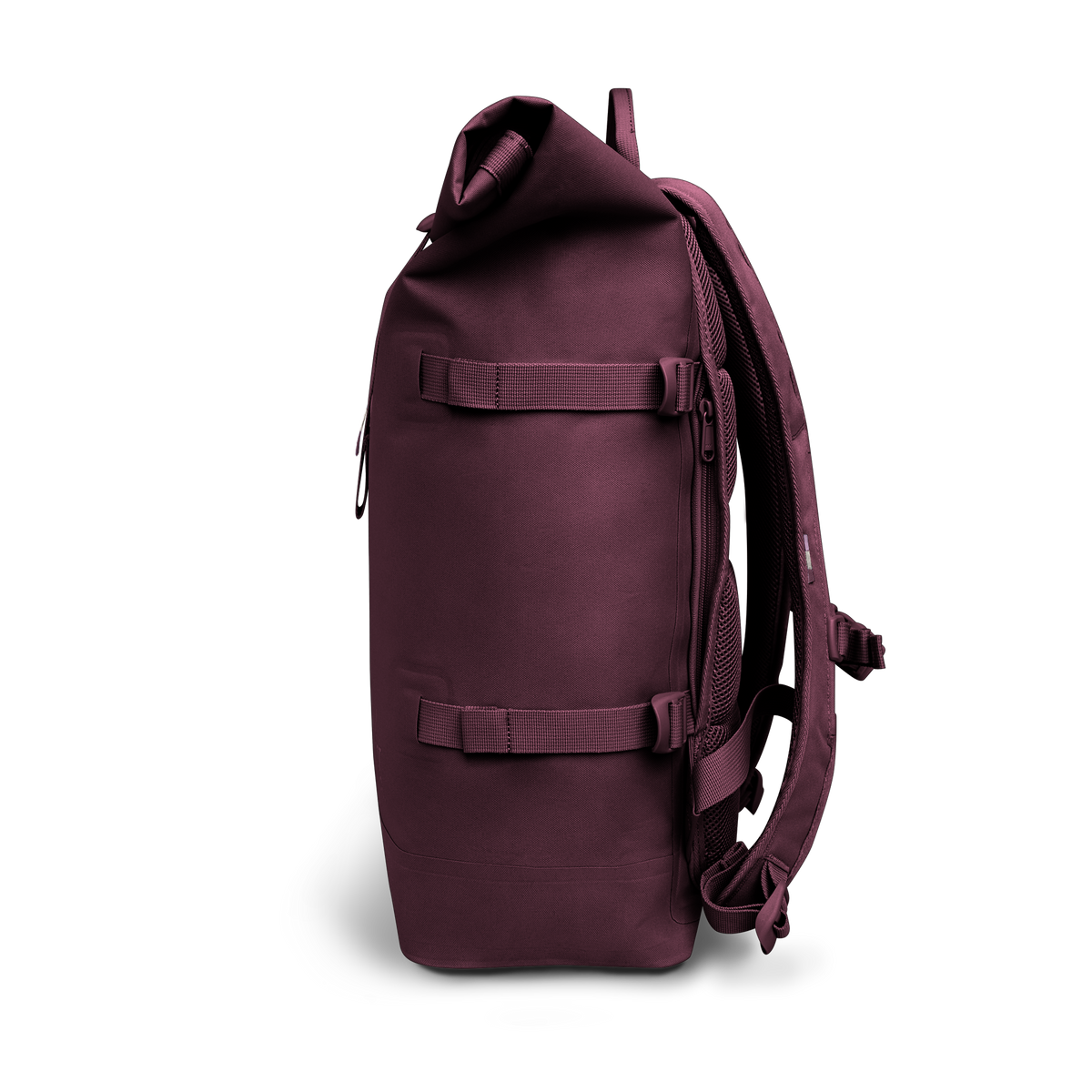 ROLLTOP Rucksack in kraken (Weinrot) als Seitenansicht.