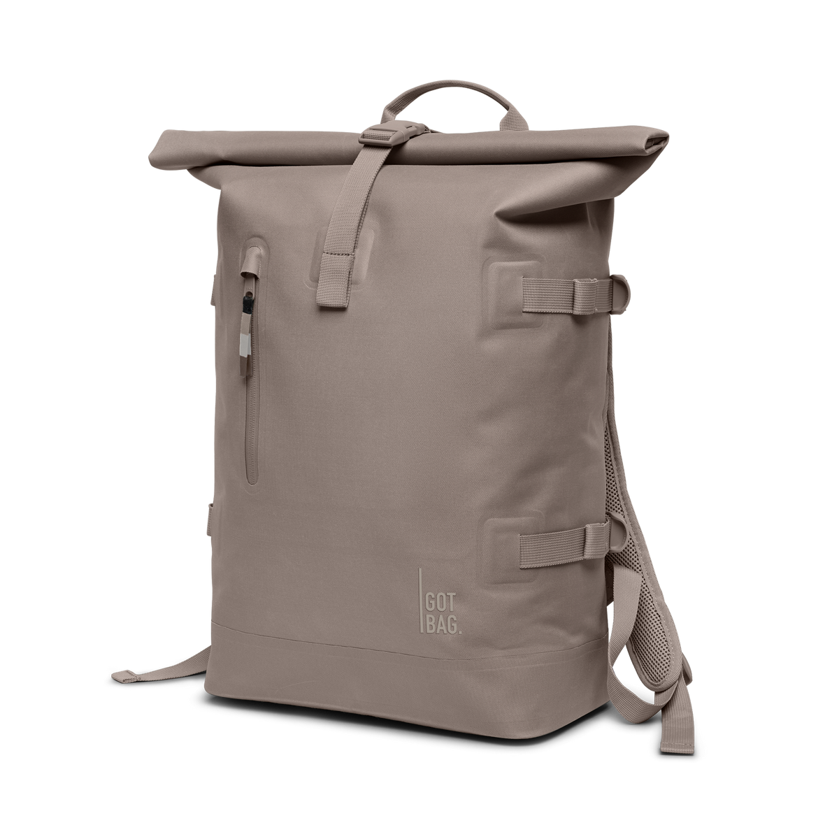 ROLLTOP 2.0 MONOCHROME EDITION Rucksack in oyster (klassisches Taupe-Braun) in Ansicht von schräg vorne.
