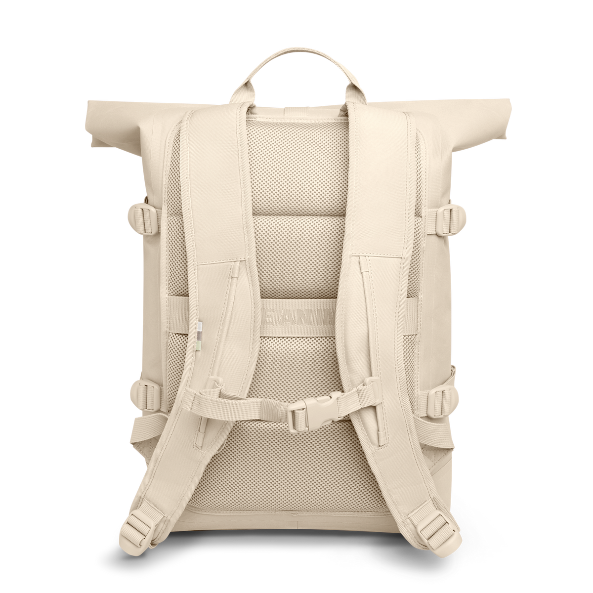 ROLLTOP 2.0 Monochrome Edition Rucksack in salt (warmes Cremeweiß) als Studioaufnahme in Rückenansicht.