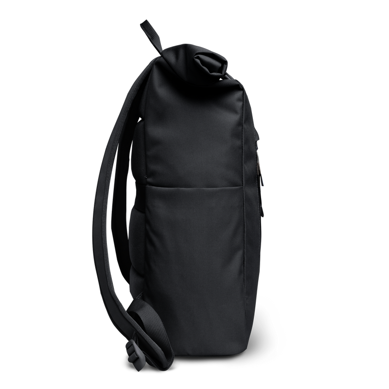 ROLLTOP EASY Rucksack in black (Schwarz) als Seitenansicht.