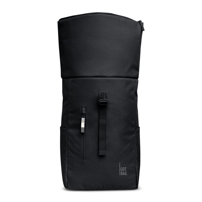 ROLLTOP EASY Rucksack in black (Schwarz) als Studioaufnahme in Frontansicht.