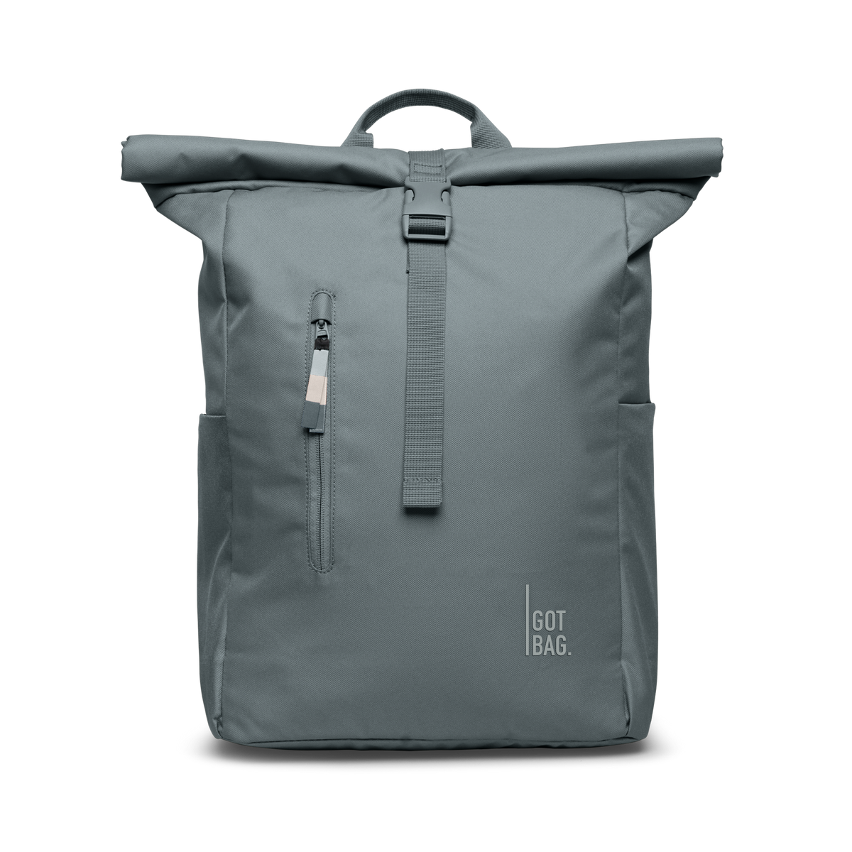 ROLLTOP EASY MONOCHROME Rucksack in basalt (graues Eisblau) als Studioaufnahme in Frontansicht.