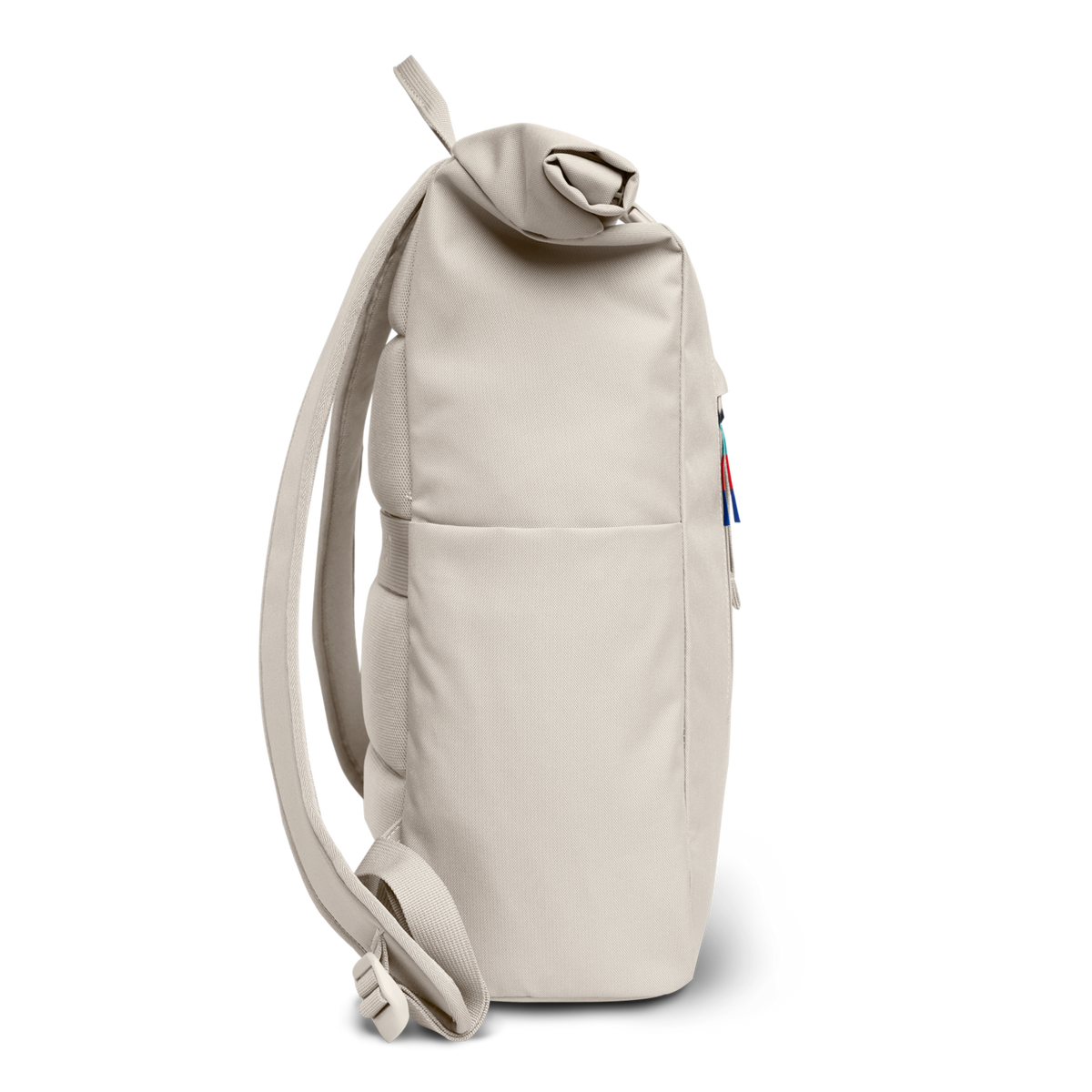 ROLLTOP EASY Rucksack in soft shell (warmes Cremeweiß) in Seitenansicht.