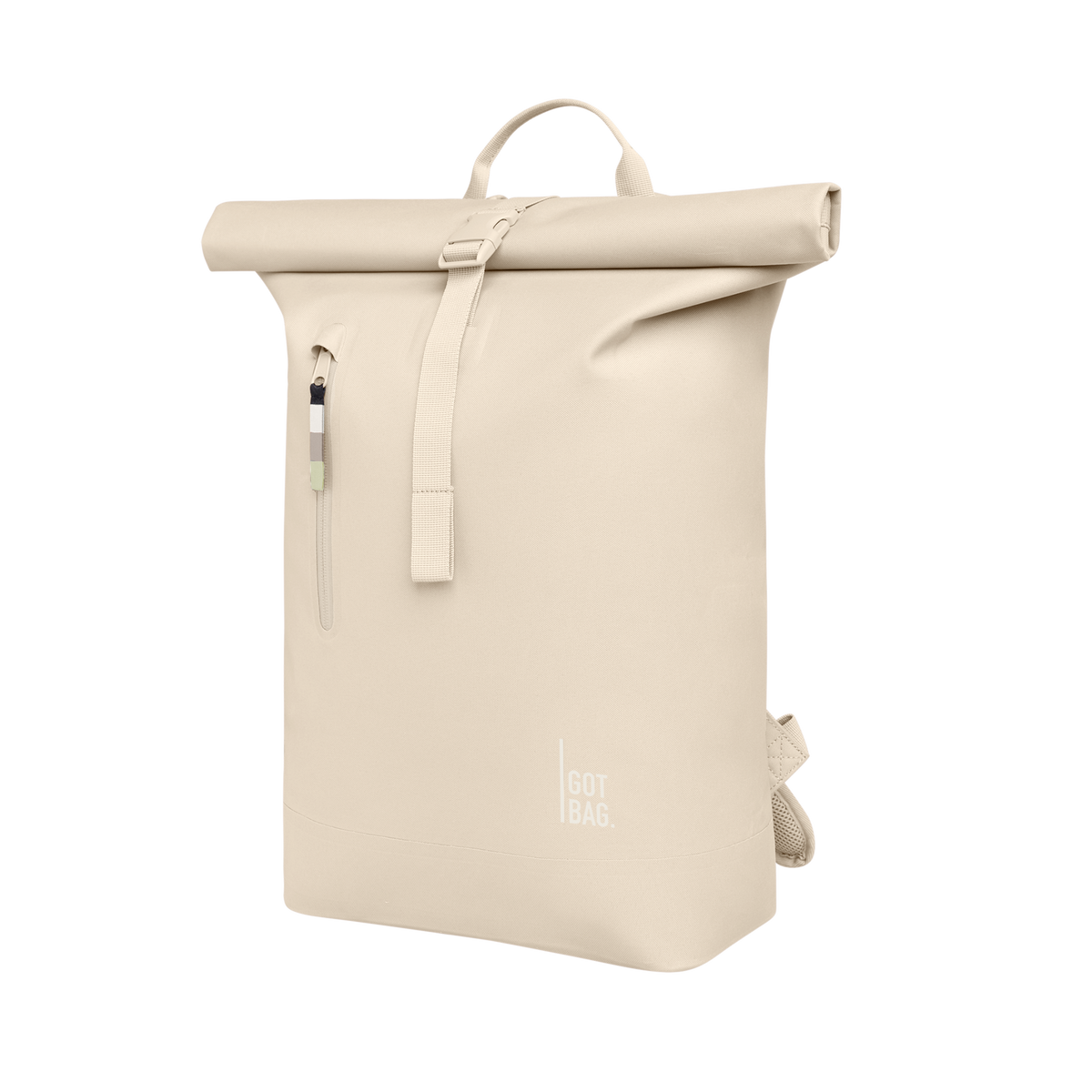 ROLLTOP LITE Rucksack in salt (warmes Cremeweiß) als Studioaufnahme in Schrägansicht.