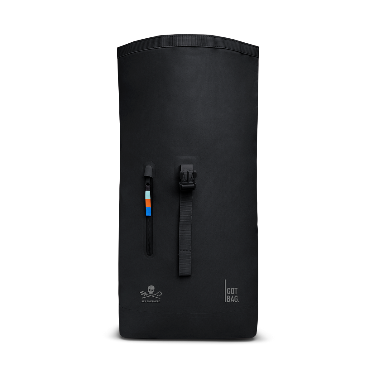 ROLLTOP LITE Rucksack in black (Schwarz) als Studioaufnahme in Frontansicht.