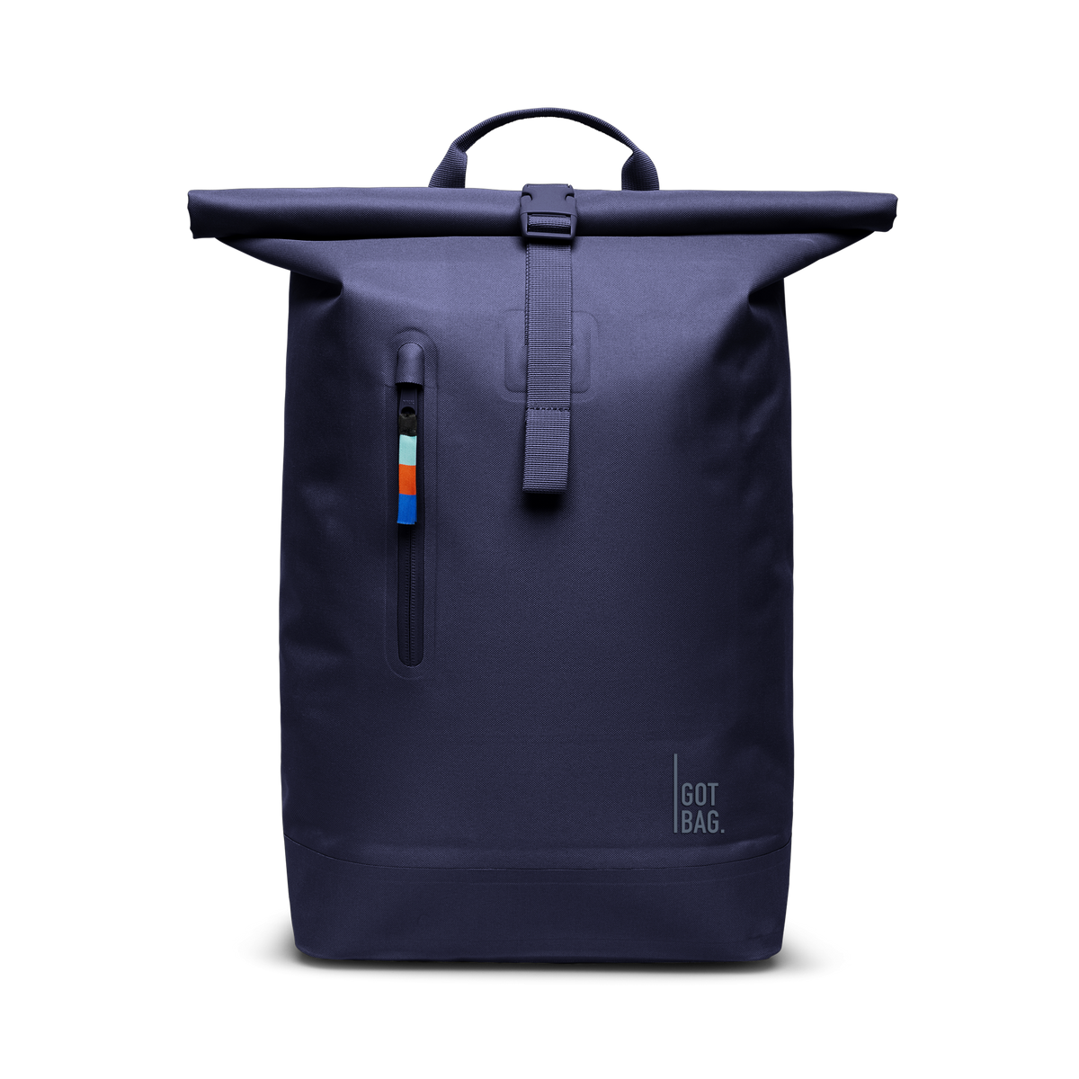 ROLLTOP LITE Rucksack in tide (tiefes Dunkelblau mit Lilastich) als Studioaufnahme in Frontansicht.