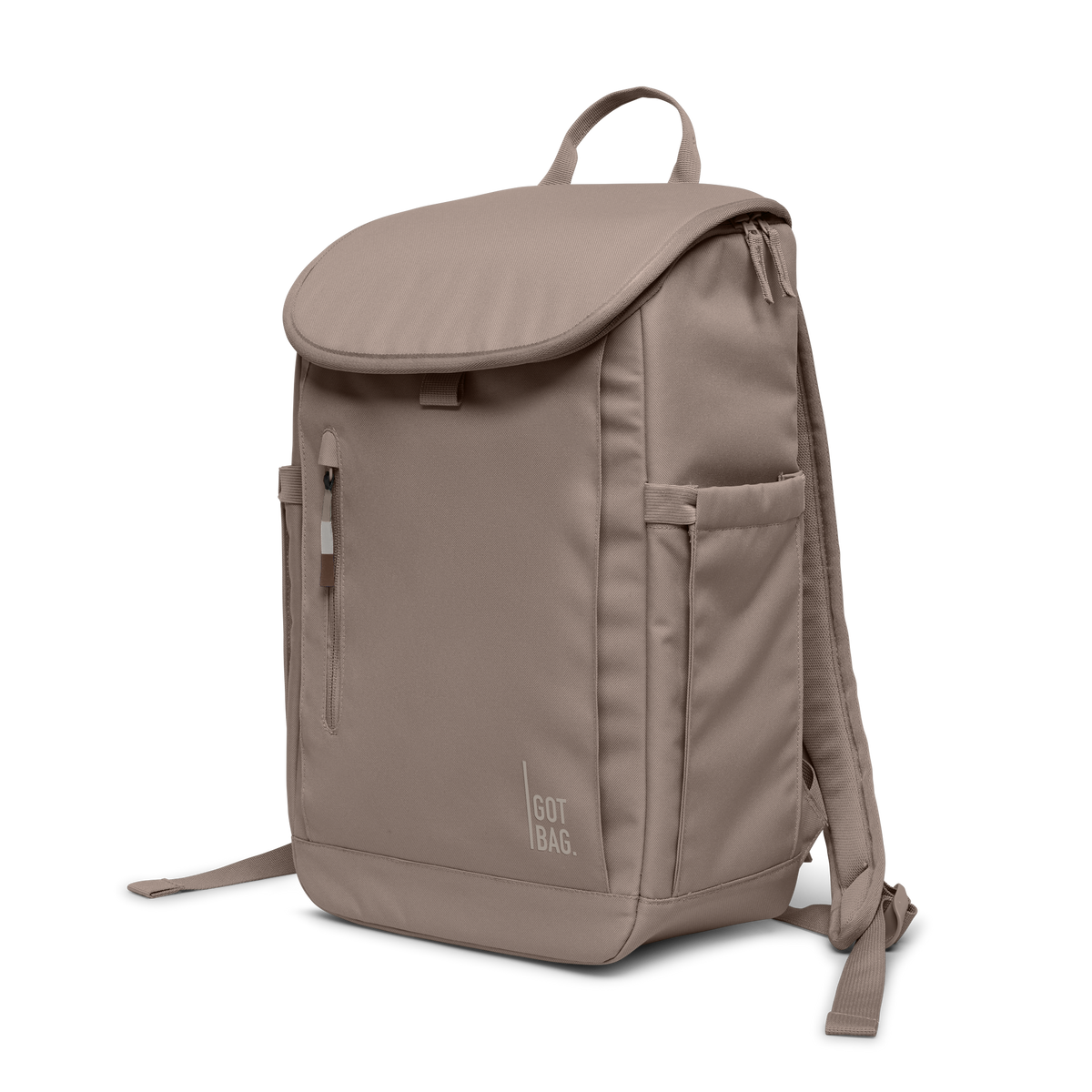 SERENE PACK Rucksack in oyster (klassisches Taupe-Braun) in Diagonalsicht.